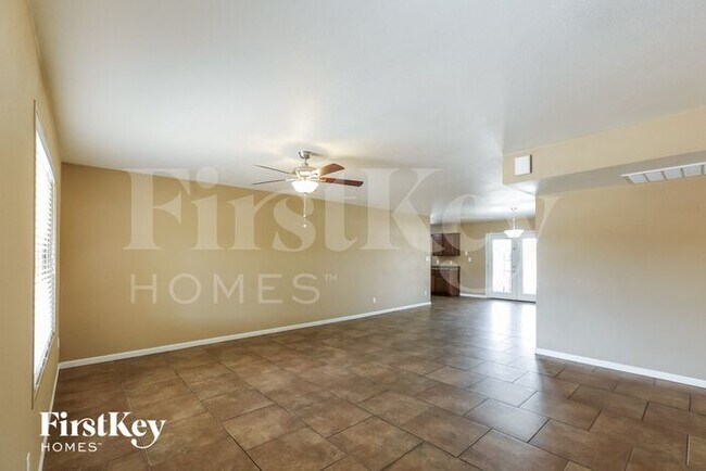 Building Photo - 9608 N 43rd Dr