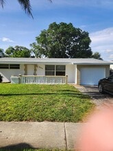 Building Photo - 8030 Sunset Strip