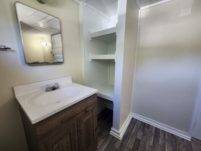 Foto del edificio - 2 Bedroom Home on N 25th St