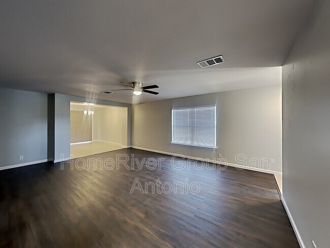 Building Photo - 6127 Lyndell Spring