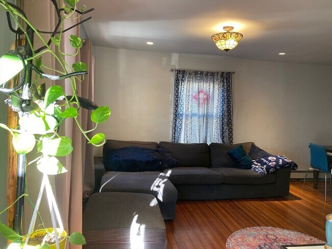 Foto del edificio - 234 Kennebec St