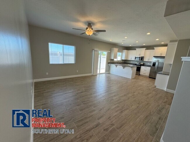Foto del edificio - River Trail Townhome