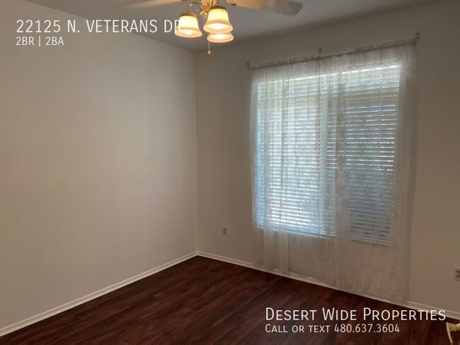 Building Photo - SUN CITY WEST - 2 BEDROOM 2 BATH ADULT COM...