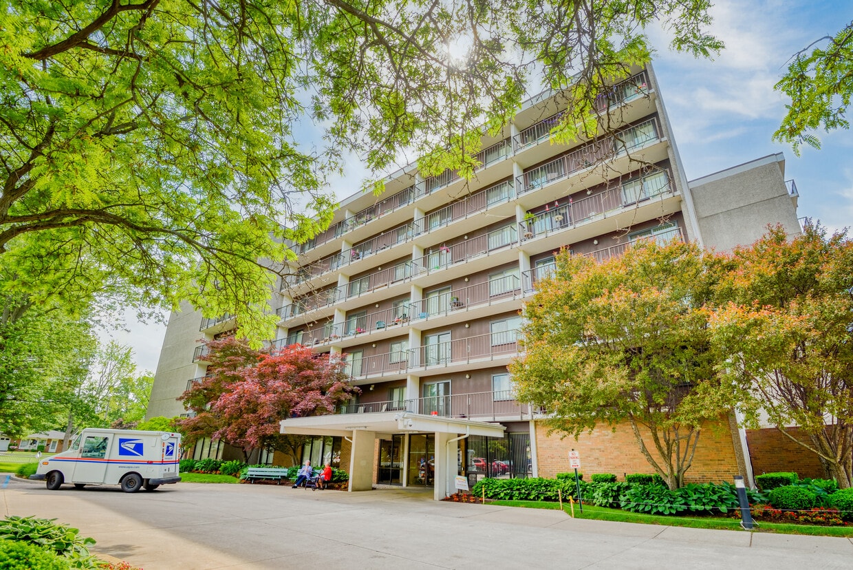 Frenchtown Place Senior 62+ Preferred Apartments in Monroe, MI