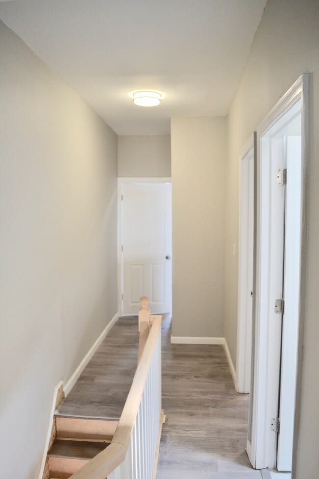 2nd Floor Hall - 3017 N Stillman St