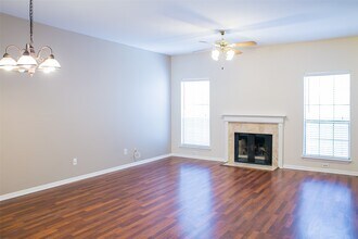 Building Photo - 3098 Holly Hall St