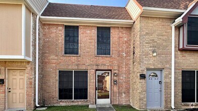 Building Photo - 4205 Benard Ct