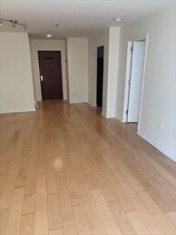 Foto del edificio - 950 Massachusetts Ave