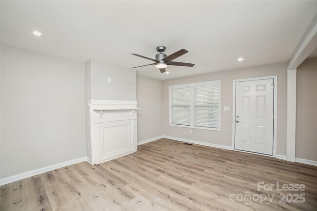 Foto del edificio - 27 Dorland Ave SW