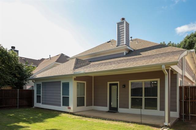 Foto del edificio - 9756 Old Field Dr