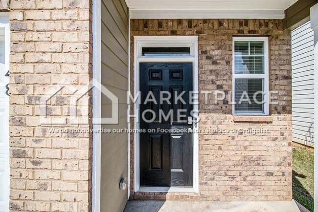 Building Photo - 48 Silver Birch Pass