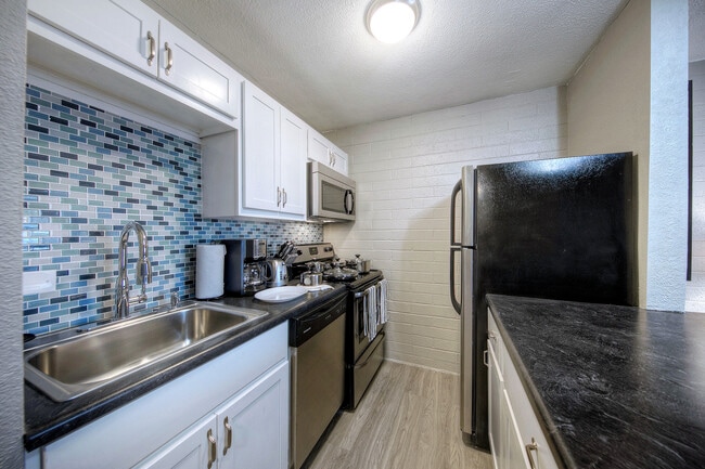 Foto del edificio - Spring Leaf Apartments