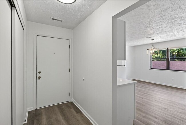 Foto del edificio - 3175 Roesch Blvd