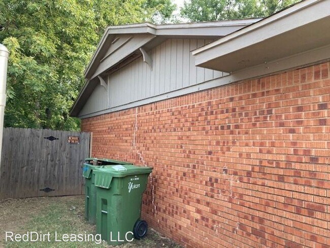 Building Photo - 3 br, 1.5 bath House - 103 Trenton Terr.
