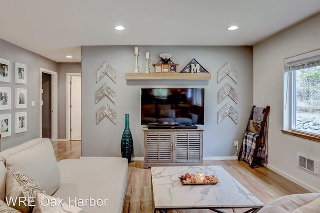 Building Photo - 2 br, 1 bath House - 2203 Teronda Drive