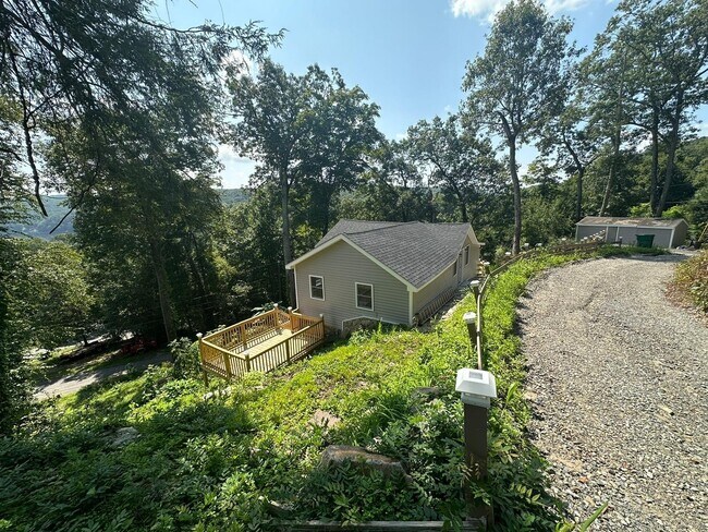 Foto del edificio - 22 Hemlock Trail