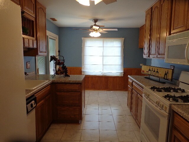 Building Photo - 520 Cumberland Trl