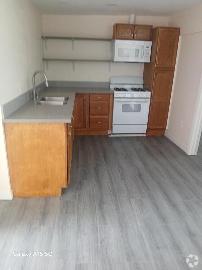 Building Photo - 45627 Deglet Noor St