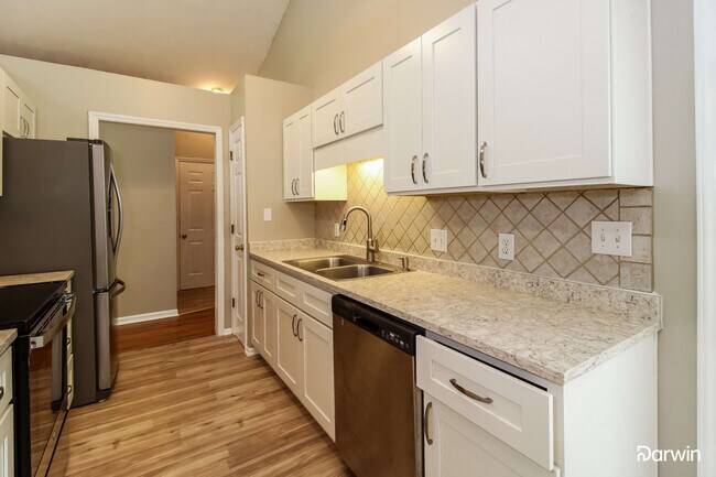 Foto del edificio - 2503 Northfork Terrace, High Point, NC 27265