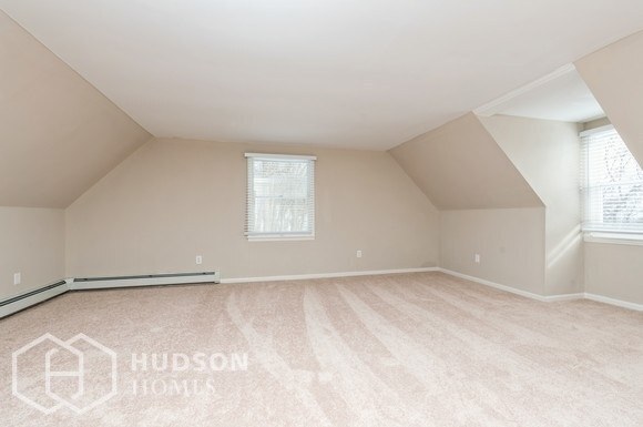 Foto del edificio - AVAILABLE NOW! - 43 SHADES OF DEATH, GREAT...