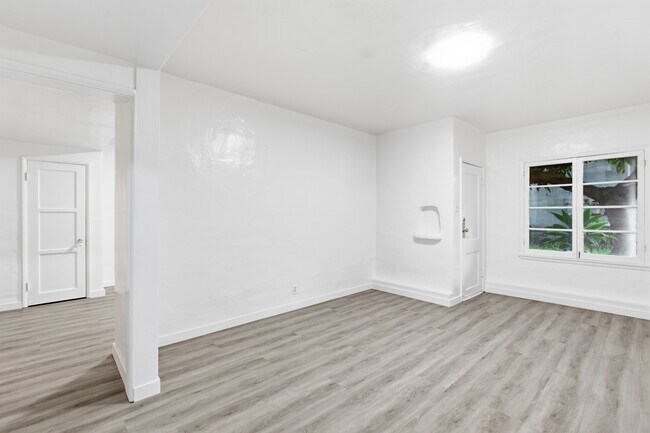 Foto del edificio - 2401 20th St