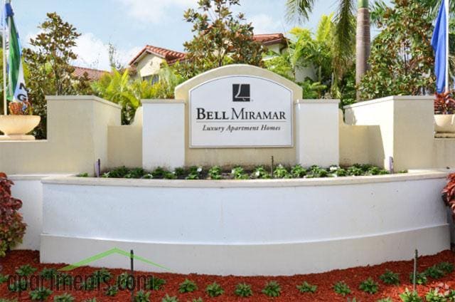 Entrada - Grand Riviera Miramar