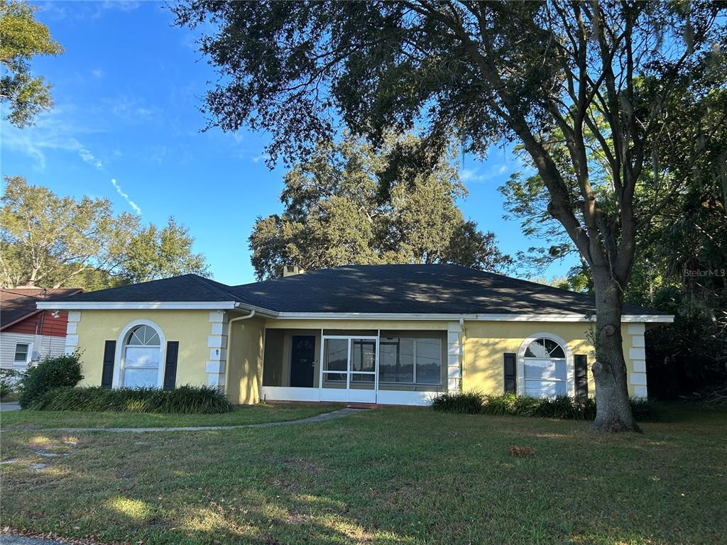 Primary Photo - 1241 N Lake Elbert Dr NE