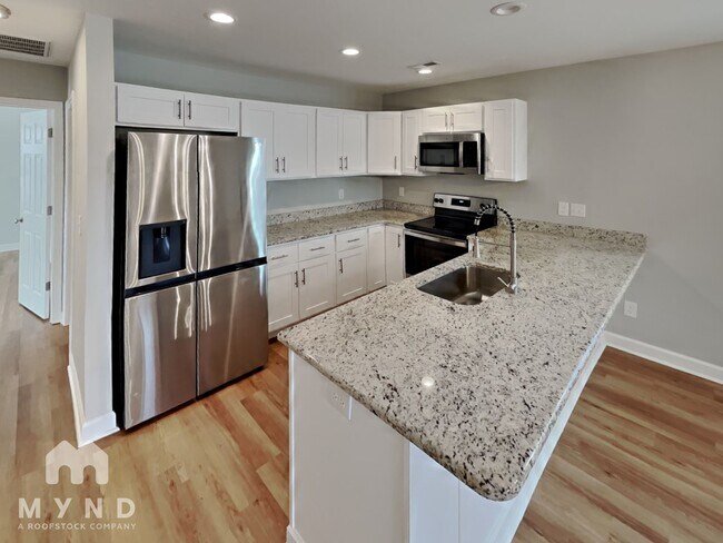 Foto del edificio - 1109 Old Charlotte Rd