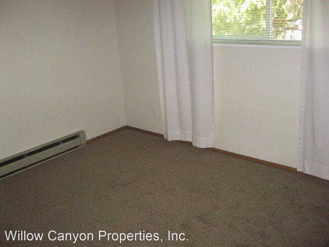 Building Photo - 2 br, 2 bath House - 216 SE Buff Street