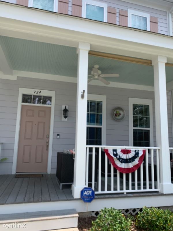 3 br, 2.5 bath Townhome 724 Shine Ave Townhouse for Rent in Myrtle