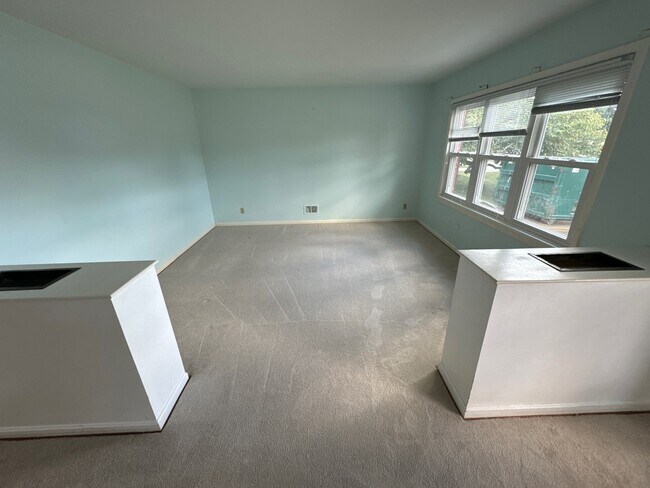 Foto del edificio - 9718 Lyric Ln