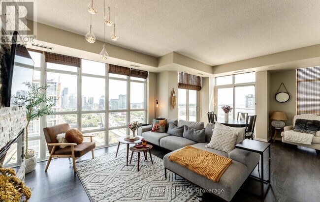 Building Photo - 85 E Liberty St