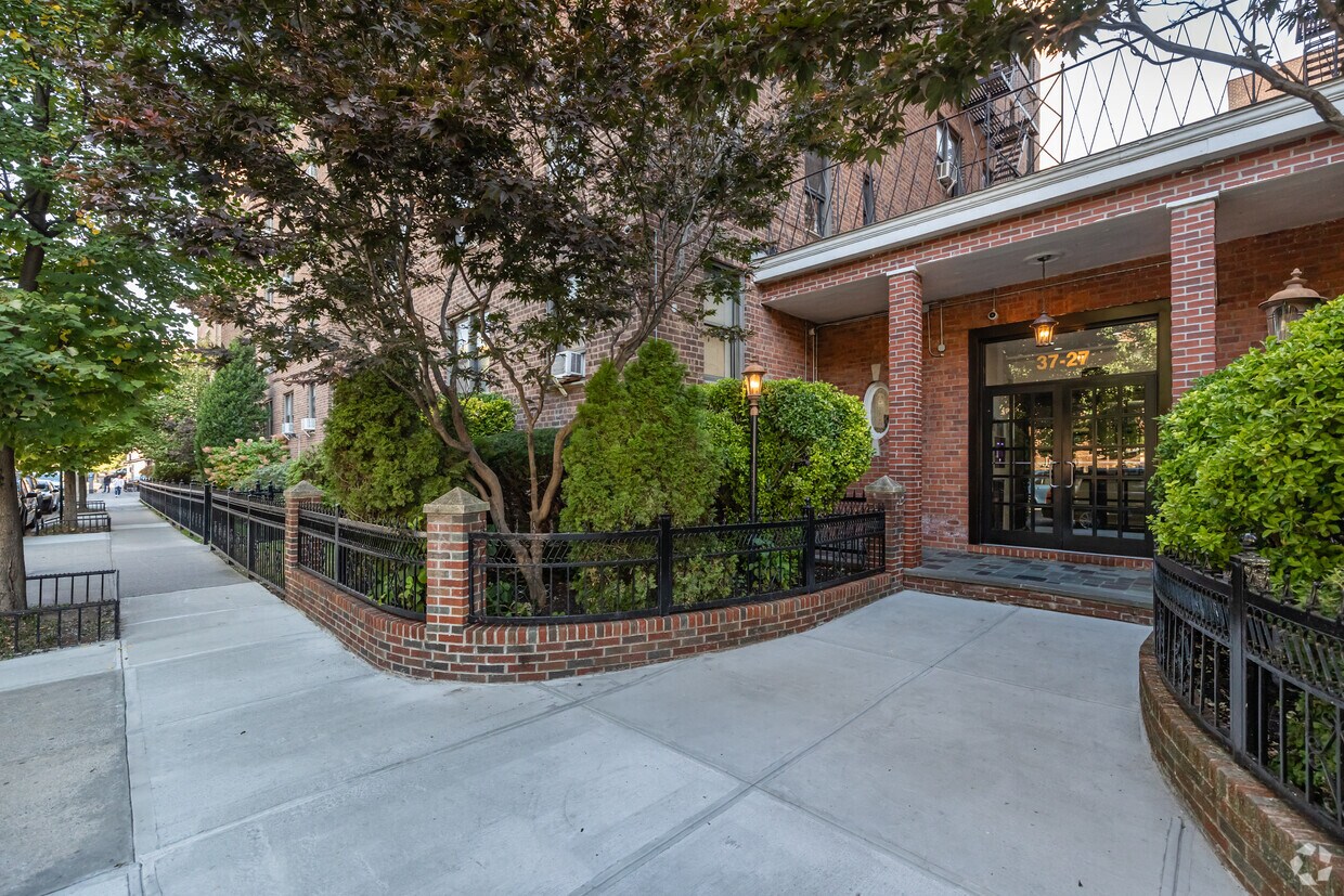 Foto del edificio - Bradford House