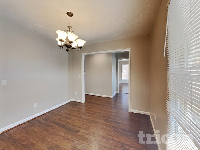 Foto del edificio - 145 Wispy Willow Dr