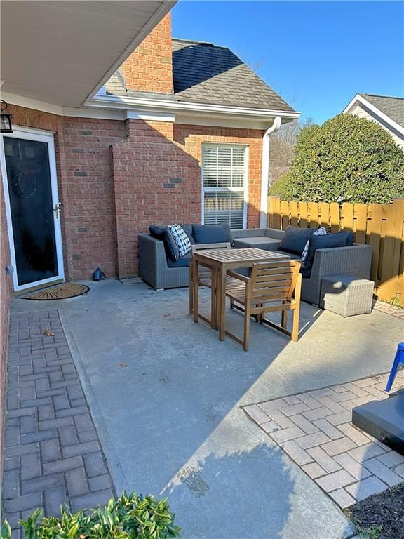 Foto del edificio - 9103 Windrush Ln