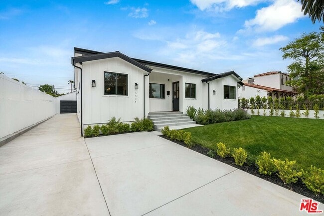 Foto del edificio - 5537 Sunnyslope Ave