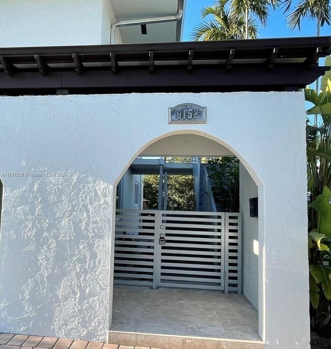 Building Photo - 9152 SW 95th Ave