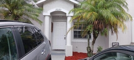 Building Photo - 14045 SW 121st Pl