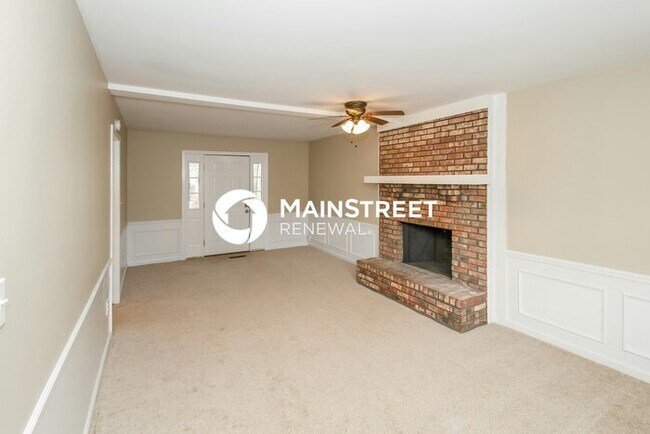 Foto del edificio - 3 Bedroom Pet-Friendly Home in Birmingham, AL with Main Street Renewal