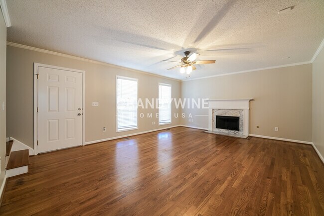 Building Photo - 62 Colony Dr