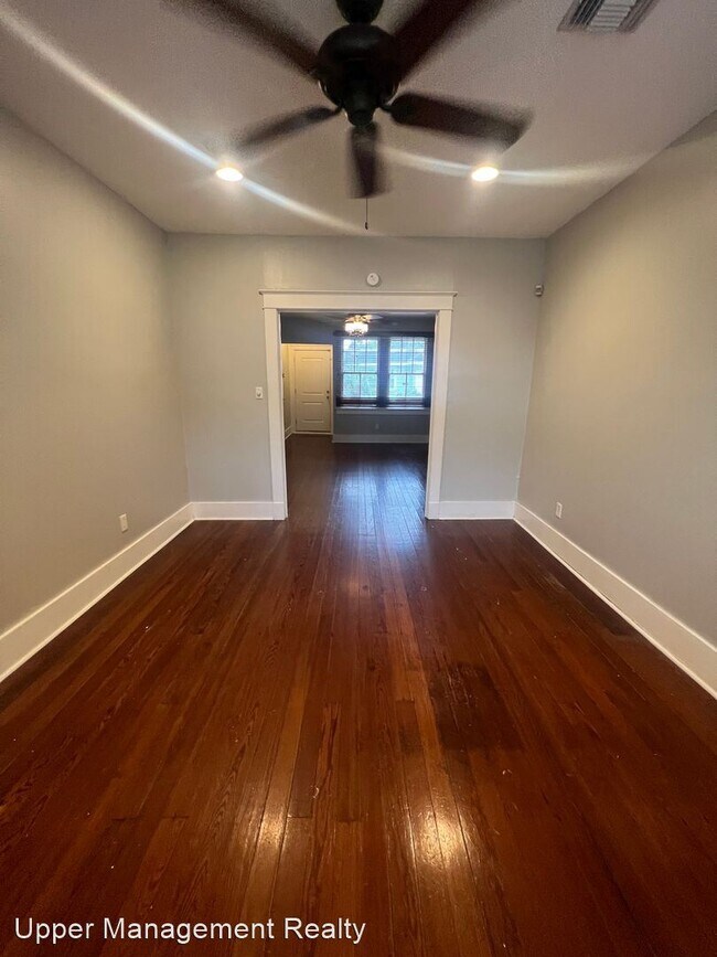 Foto del edificio - 2 br, 1 bath Apartment - 6109-6111 Delord ...