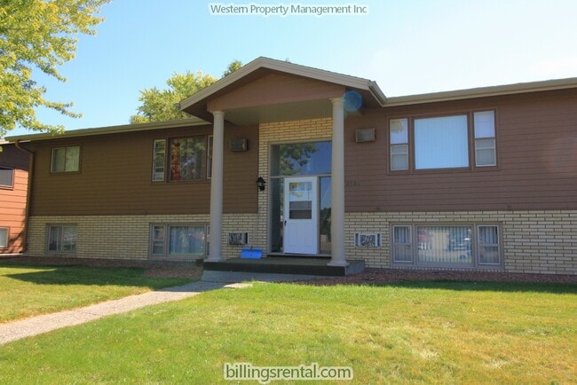 Front of Building - 2320 Alderson Ave