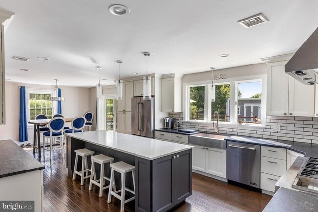 Building Photo - 4981 New Rd