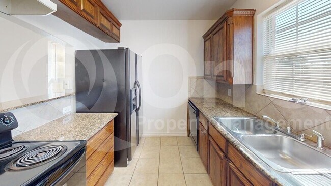 Building Photo - 8133 Elvis Ct