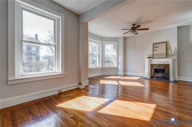 Building Photo - 1620 Grove Ave