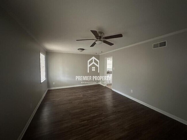 Building Photo - 2818 N Star Dr