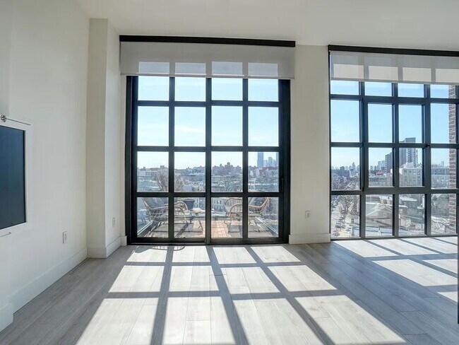 Foto del edificio - "Cozy 1-Bedroom Retreat in the Heart of Astoria – Your Perfect Urban Sanctuary!"