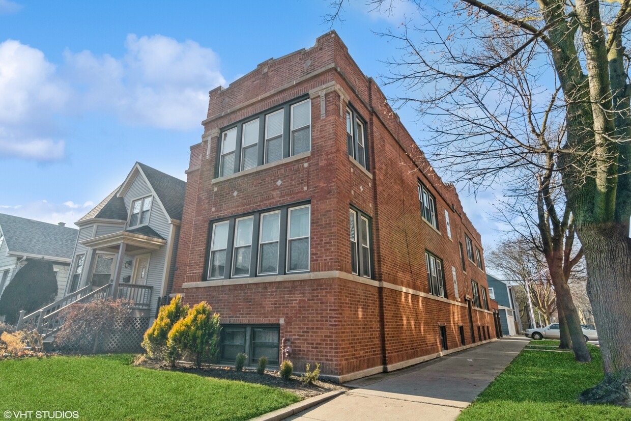 Foto principal - 3601 W Cullom Ave