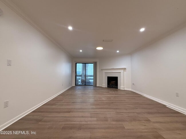 Foto del edificio - 1604 Arcadia Dr