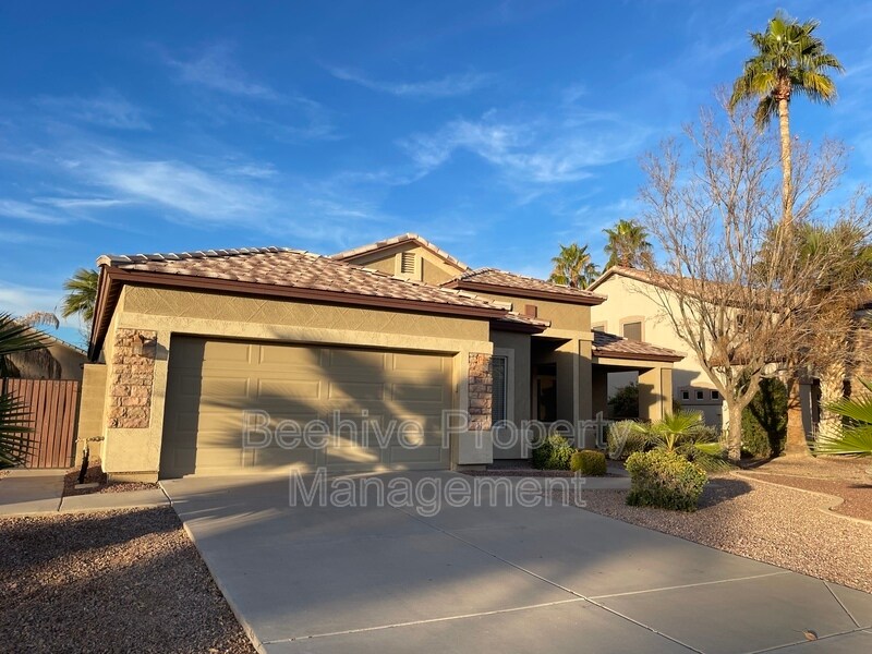 Foto principal - 3348 E Mayberry Ave